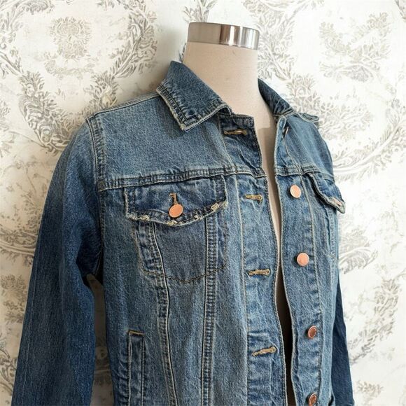 Universal Thread Medium Distressed Dark Denim Jean Jacket Blue Coat S - Picture 2 of 6